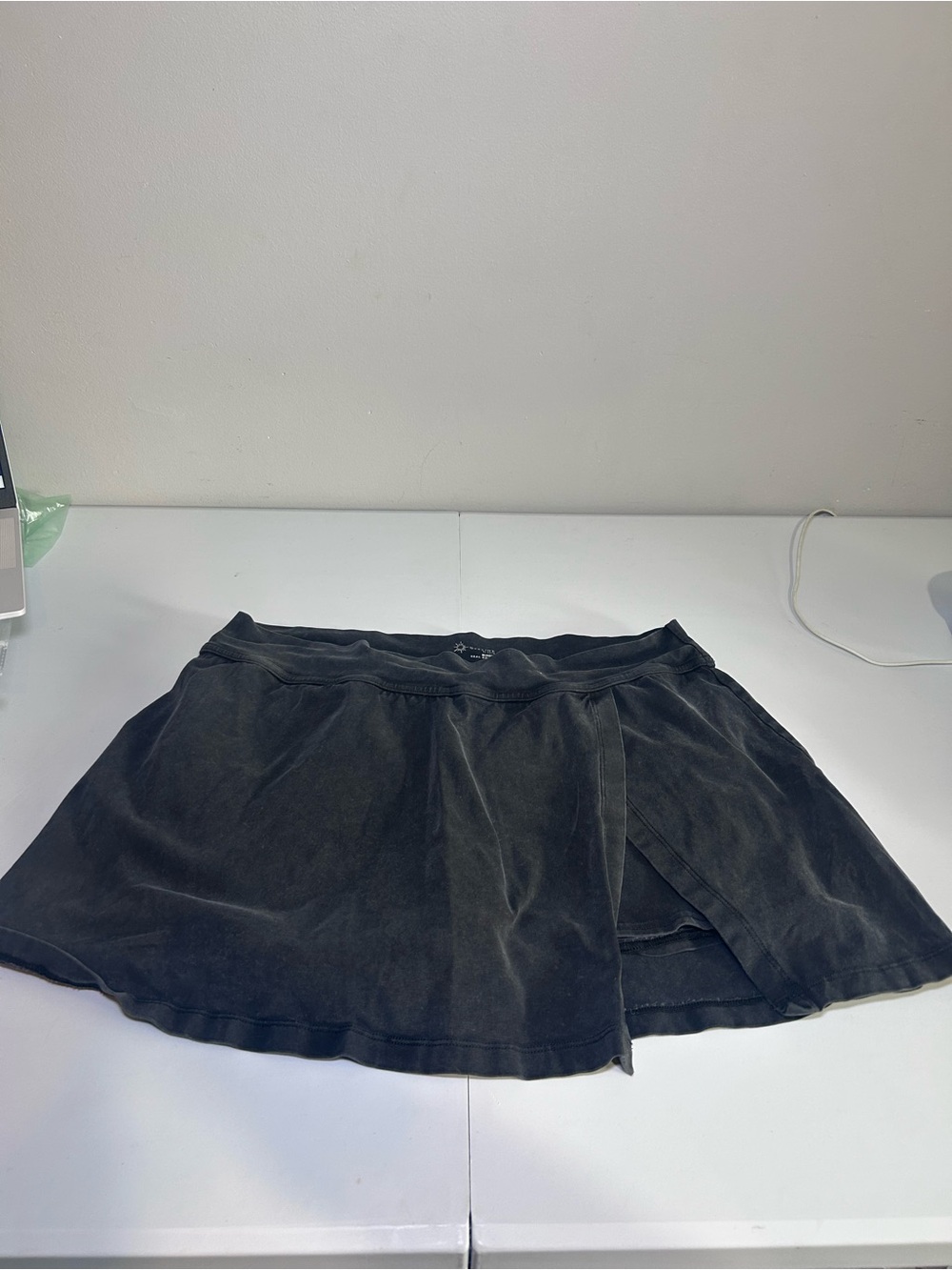 OFFLINE by Aerie Black Wrap Athletic Skort Built In Shorts Women’s Large